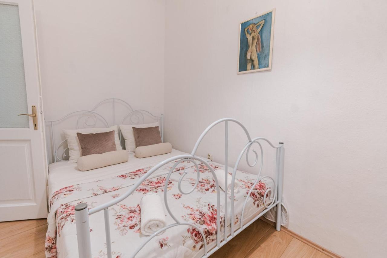 Arya Apartment Szybenik Zewnętrze zdjęcie